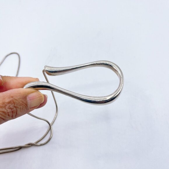 Silpada 925 Sterling Silver Tubular Horseshoe Pendent on Long Snake Chain Neckla - Picture 4 of 12